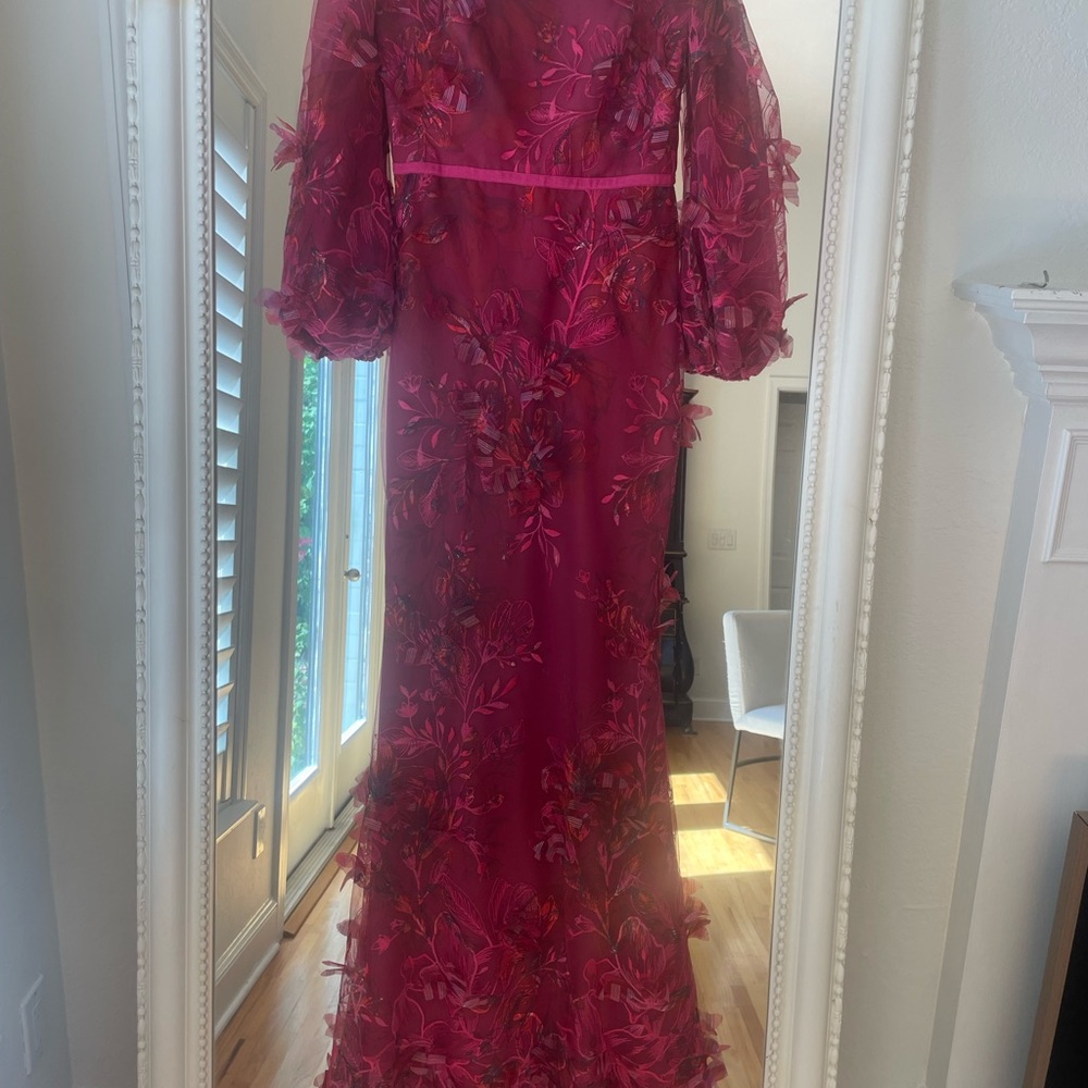 Elegant Long Sleeve Floral Dress in Red
